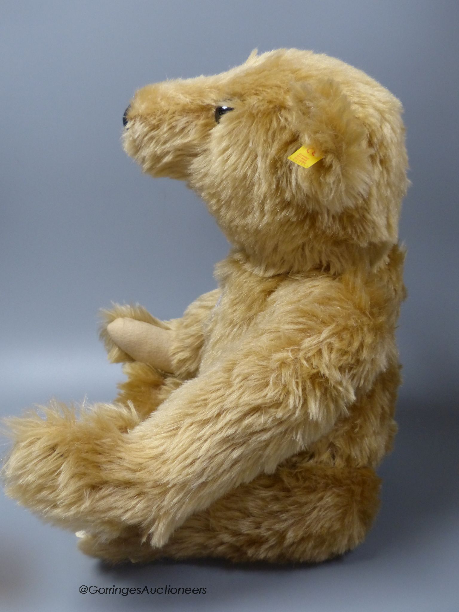 A Steiff Classic cone nose bear, 20in.